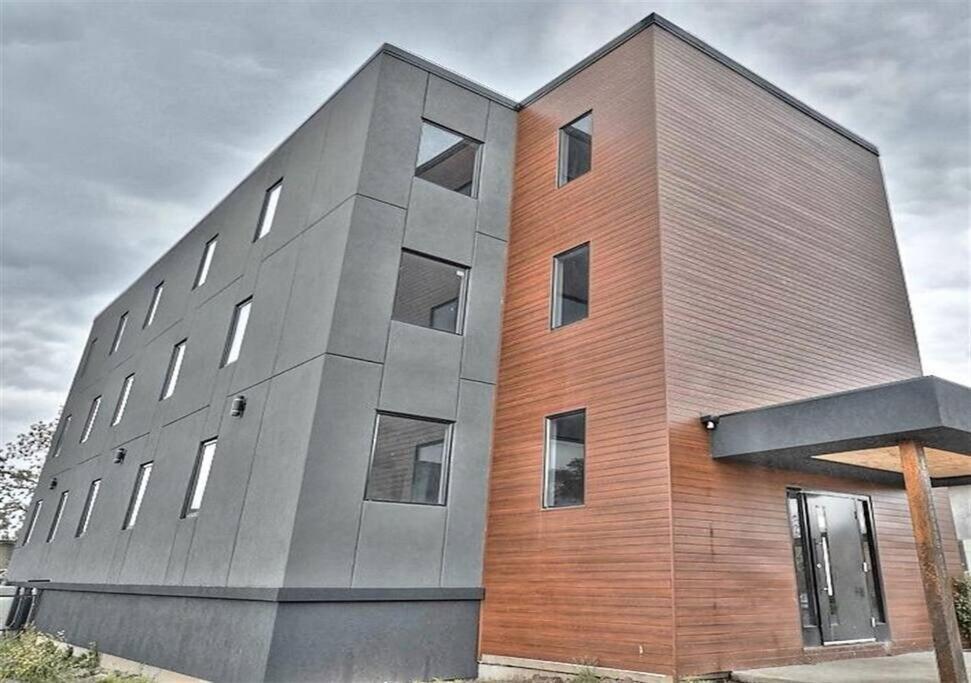 Luxury Boutique 2 Bedroom Condo - 1B Niagara Bagian luar foto